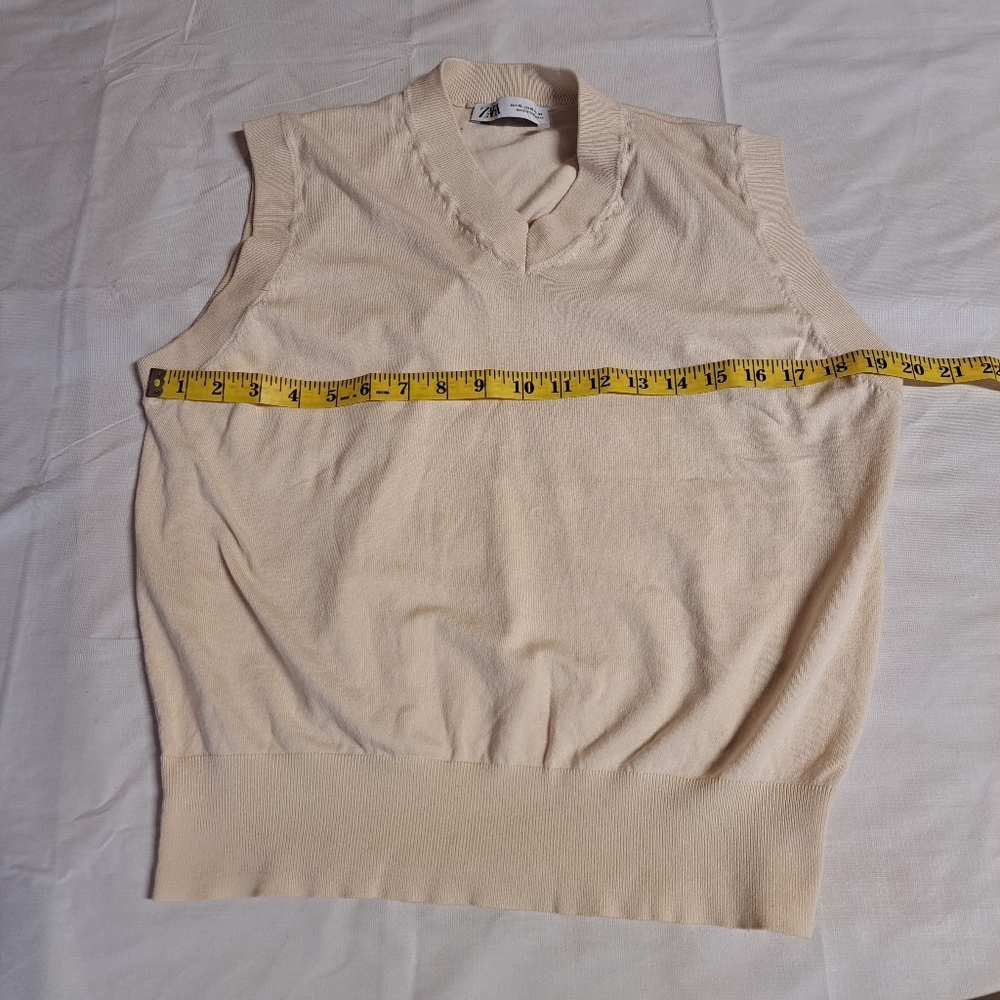 Zara V-neck Knit Sweater Vest - Picture 7 of 8
